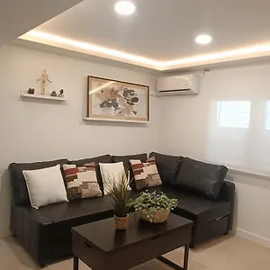 https://apt-modern-urban-4-pax-city-centre-apt4.es-andalucia.com